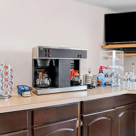 Rodeway Inn & Suites Saginaw Dış mekan fotoğraf