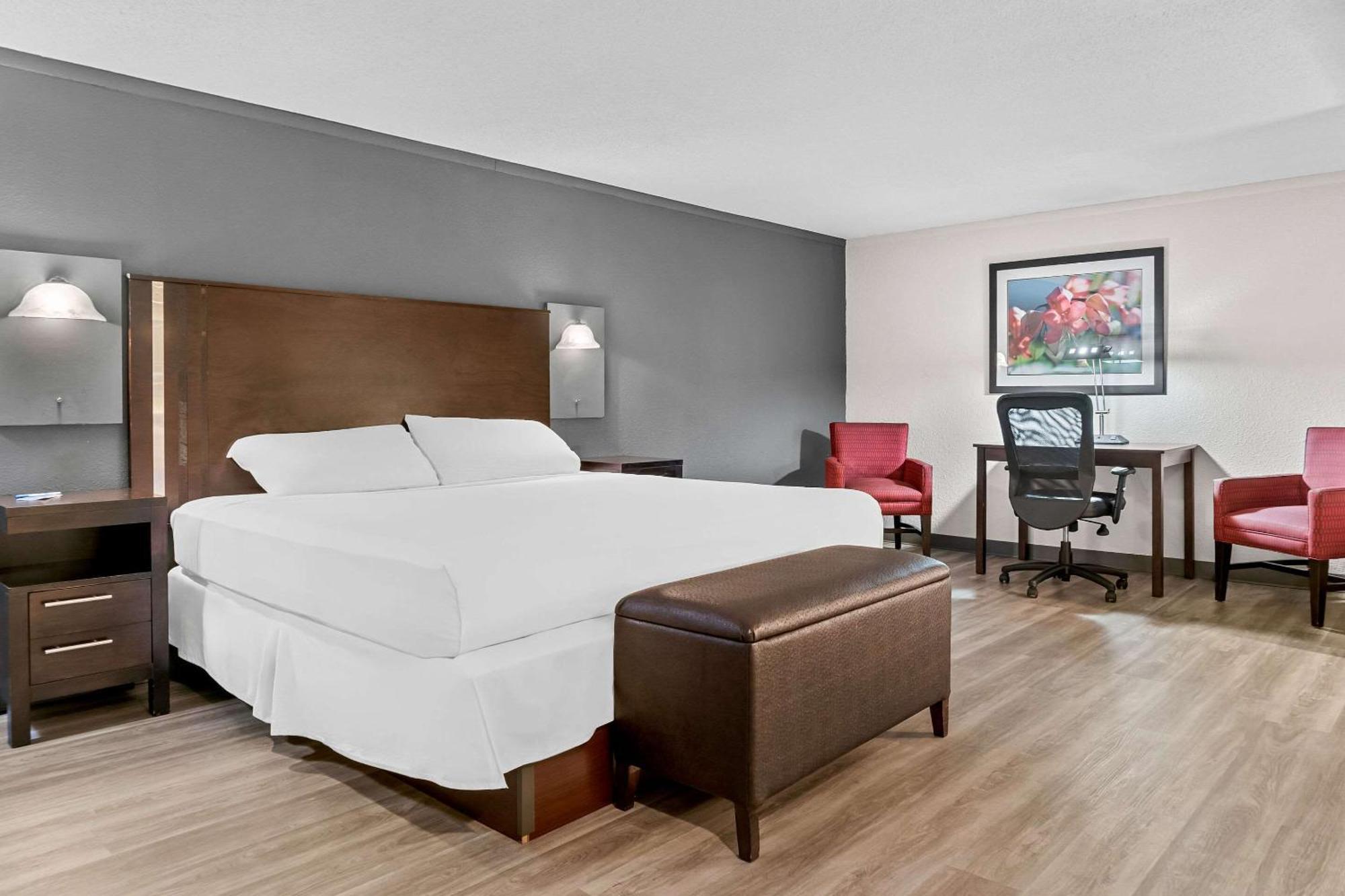 Rodeway Inn & Suites Saginaw Dış mekan fotoğraf